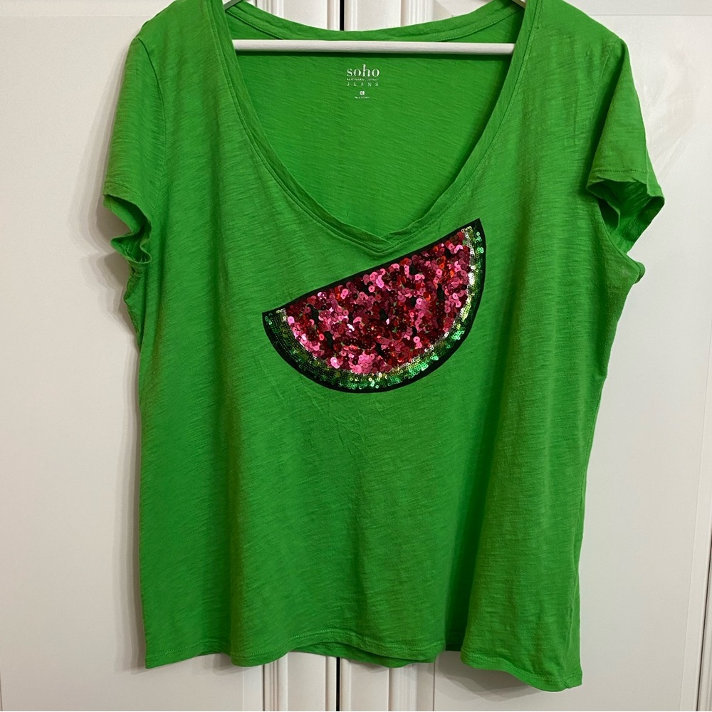 Soho New York & Co Sz XL Green V-Neck Sequin Watermelon T-Shirt Top Tee